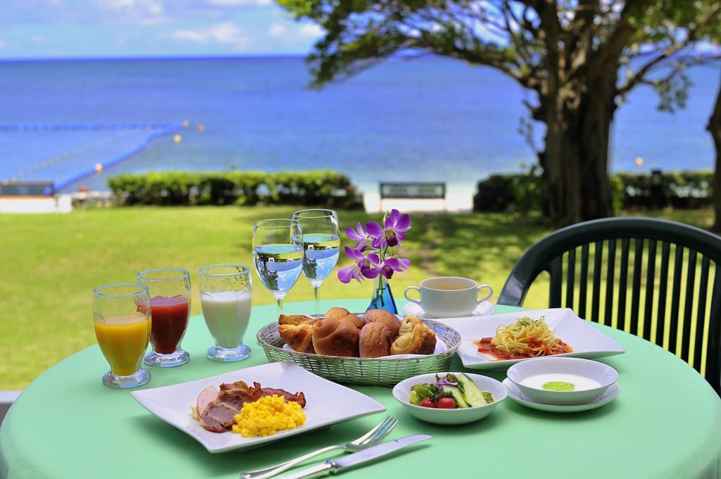 Rizzan Sea Park Hotel Tancha Bay Onna Exterior foto